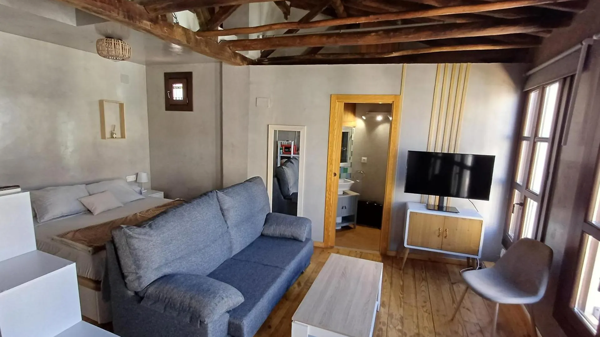 Suite Atiko location